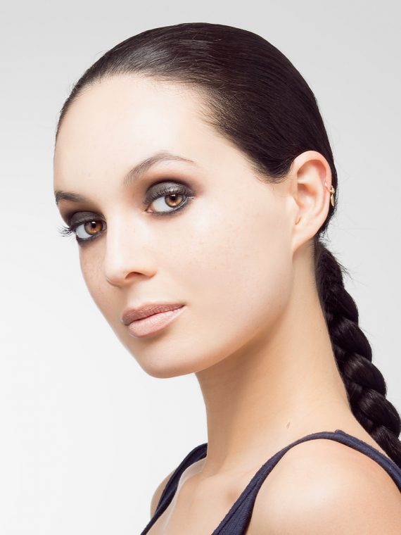 The-Eyes-Have-It-Iconic-1-Girl